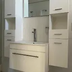 White House With Garden And Bbq In Strovolos Διαμέρισμα *