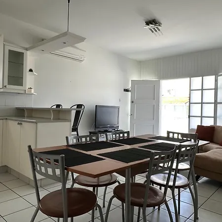 White House With Garden And Bbq In Strovolos * Nikozja